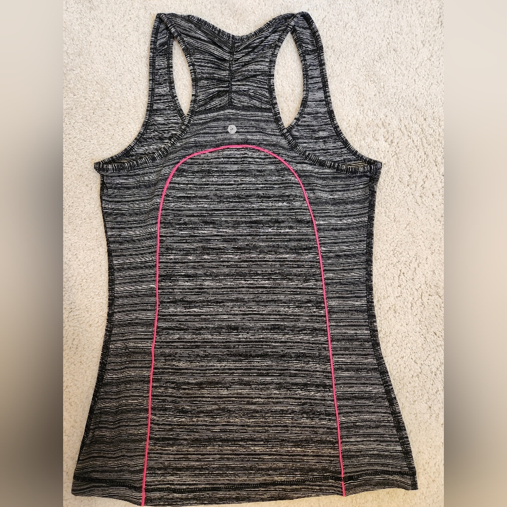 SOLD!!!   90 Degree by Reflex Razor Back Athletic Top, Large, Black, Hot Pink - Picture 2 of 4